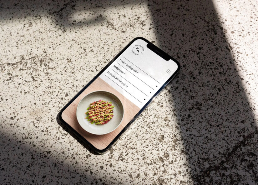Illustrasjonsbilde som viser nettsiden til Kulinarisk Akademi på en mobiltelefon.