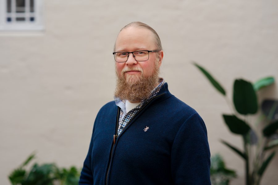 Tarjei Finne Rød, Webutvikler