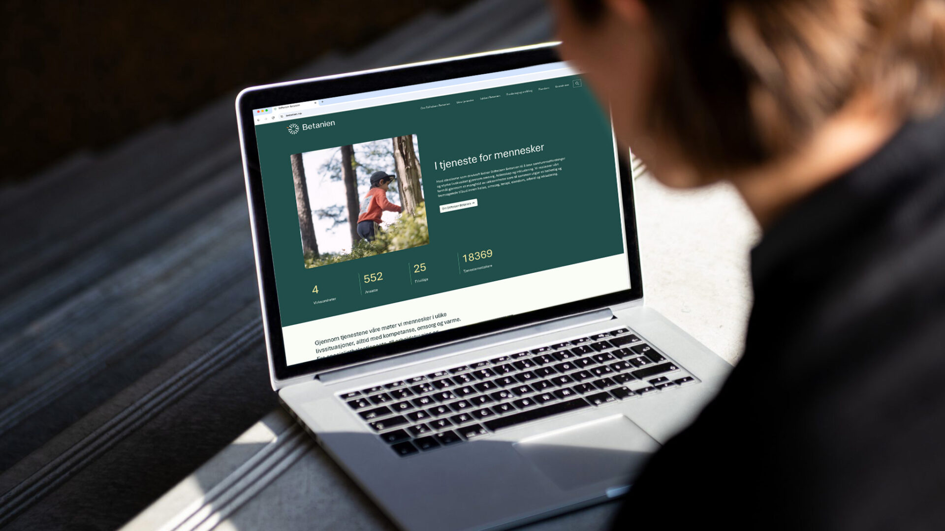 Illustrasjon av de nye nettsidene til Betanien