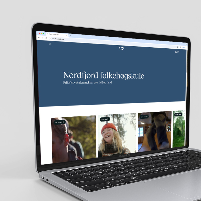 Illustrasjonsbilde som viser skjermbilde av nettsiden til Norfjord Folkehøgskule på en bærbar PC